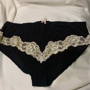 Adore me 2XL panties black white lace